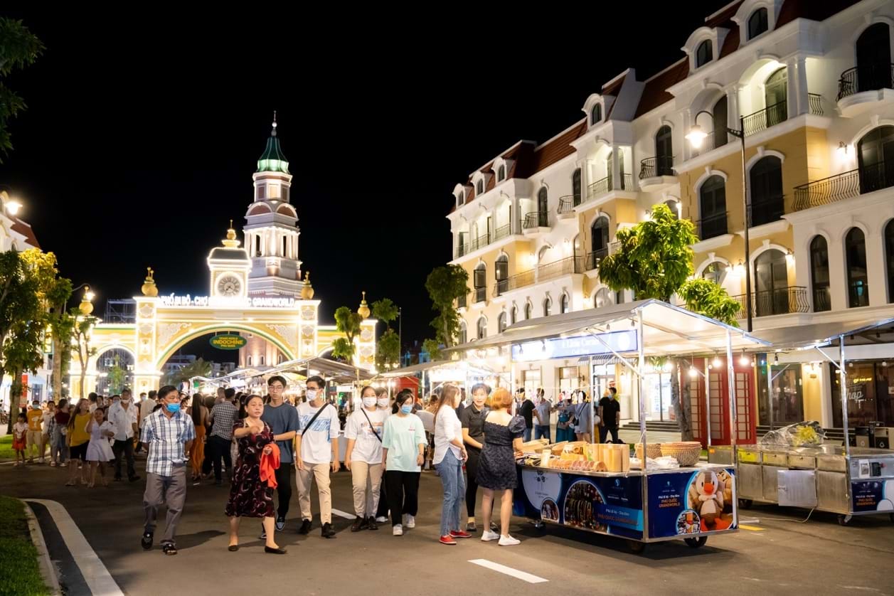 Chợ đêm Grand World